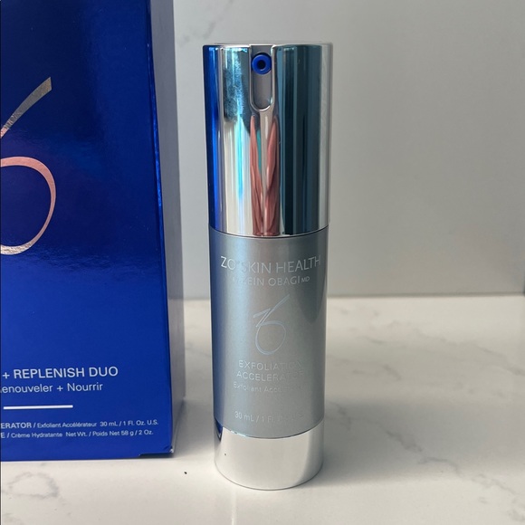 ZO Skincare renew and moisturize - Picture 6 of 10